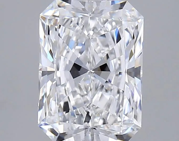 2.00ct Radiant Lab Grown Diamond (Colour D, Clarity VVS2, IGI Certified)