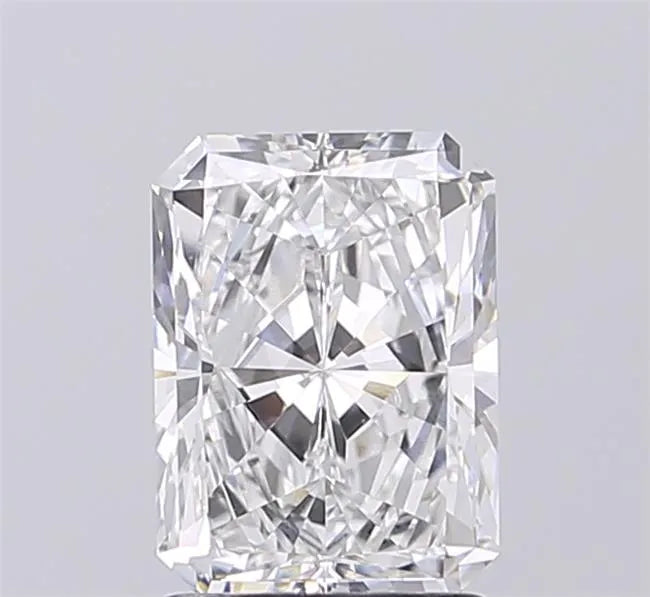 2.00ct Radiant Lab Grown Diamond (Colour D, Clarity VVS2, IGI Certified)