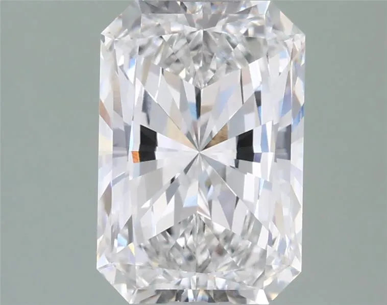 2.00ct Radiant Lab Grown Diamond (Colour E, Clarity VVS2, IGI Certified)