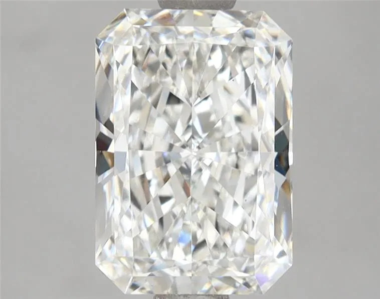 2.00ct Radiant Lab Grown Diamond (Colour G, Clarity VS1, IGI Certified)