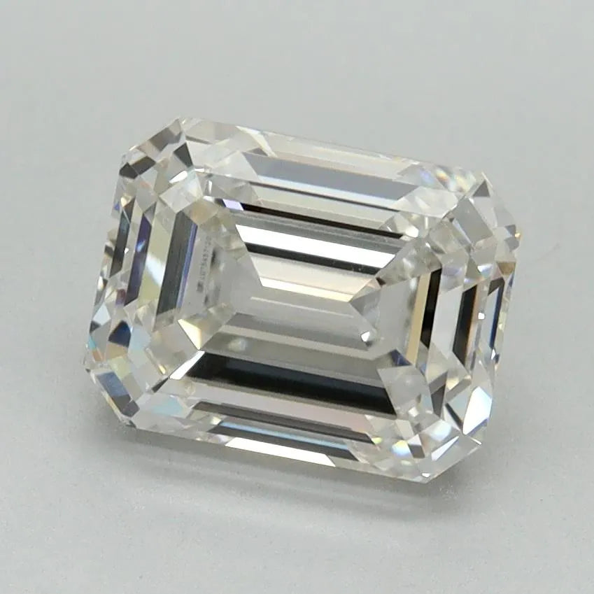 2.01ct Emerald Lab Grown Diamond (Colour F, Clarity VVS2, IGI Certified)