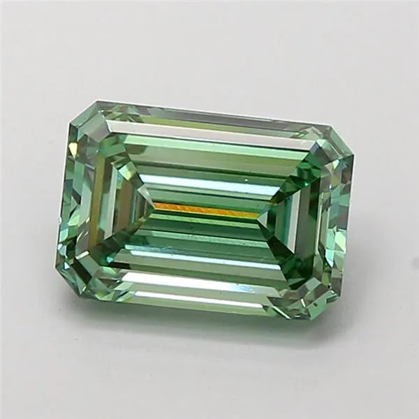 2.01ct Emerald Lab Grown Diamond (Colour Fancy Vivid Green, Clarity VS1, IGI Certified)