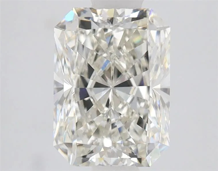2.01ct Radiant Lab Grown Diamond (Colour H, Clarity VS1, IGI Certified)