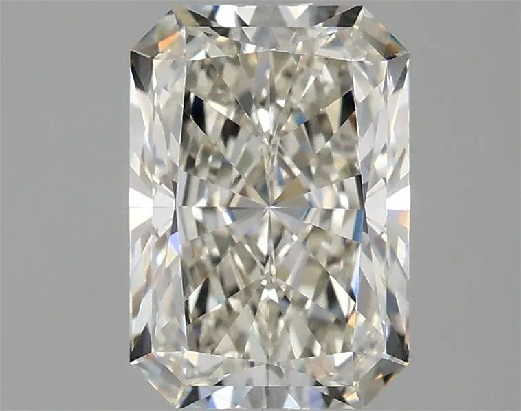 2.01ct Radiant Lab Grown Diamond (Colour H, Clarity VVS2, IGI Certified)