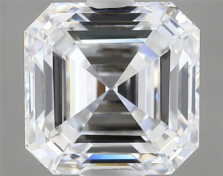 2.01ct Square emerald Lab Grown Diamond (Colour E, Clarity VVS1, IGI Certified)