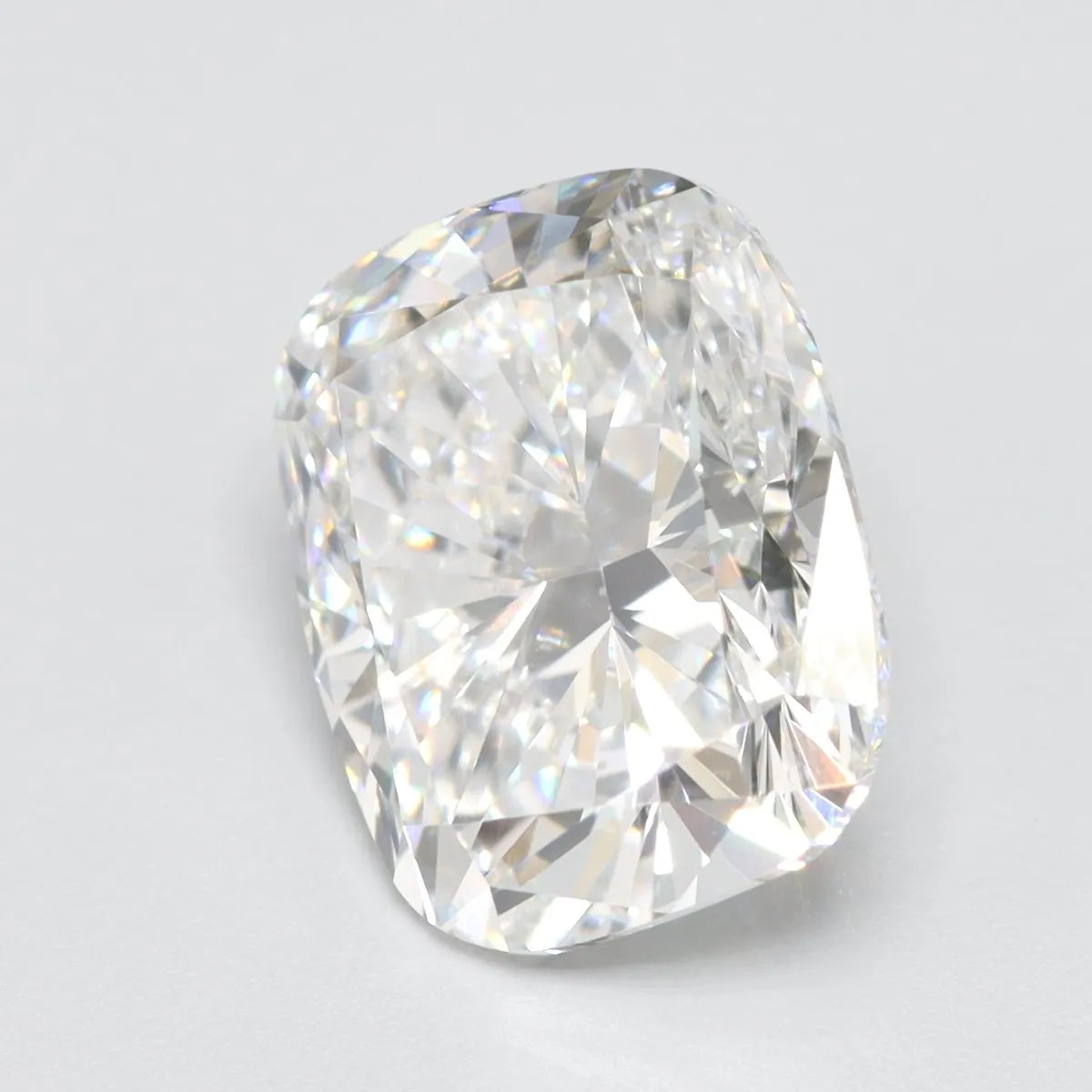 2.02ct Cushion brilliant Lab Grown Diamond (Colour D, Clarity VVS2, IGI Certified)