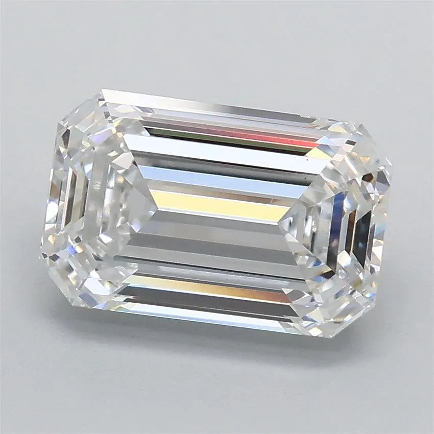 2.02ct Emerald Lab Grown Diamond (Colour E, Clarity VVS2, IGI Certified)