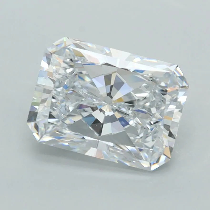 2.02ct Radiant Lab Grown Diamond (Colour D, Clarity VVS1, IGI Certified)