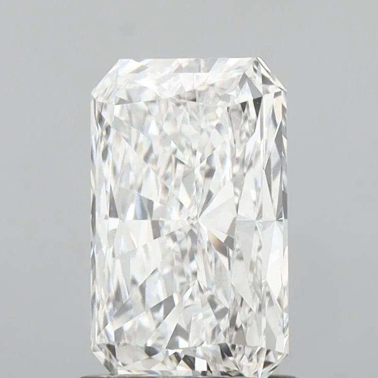 2.02ct Radiant Lab Grown Diamond (Colour E, Clarity VVS2, IGI Certified)