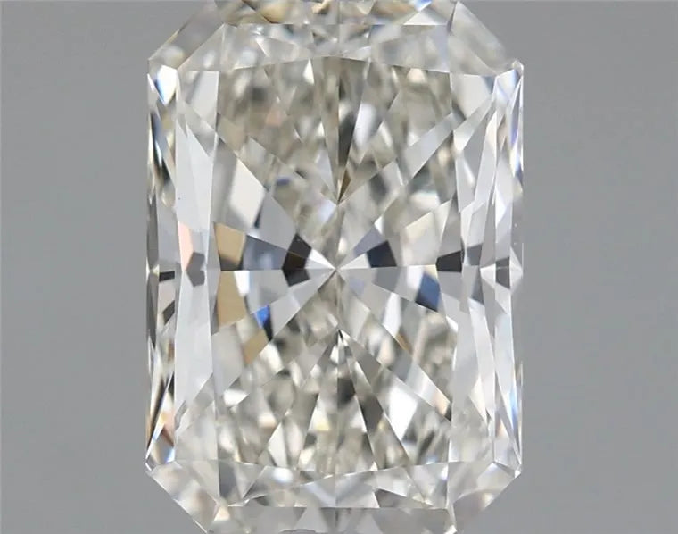2.02ct Radiant Lab Grown Diamond (Colour H, Clarity VVS2, IGI Certified)