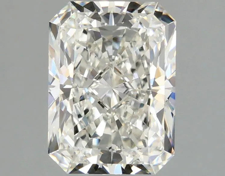 2.03ct Radiant Lab Grown Diamond (Colour G, Clarity VVS1, IGI Certified)