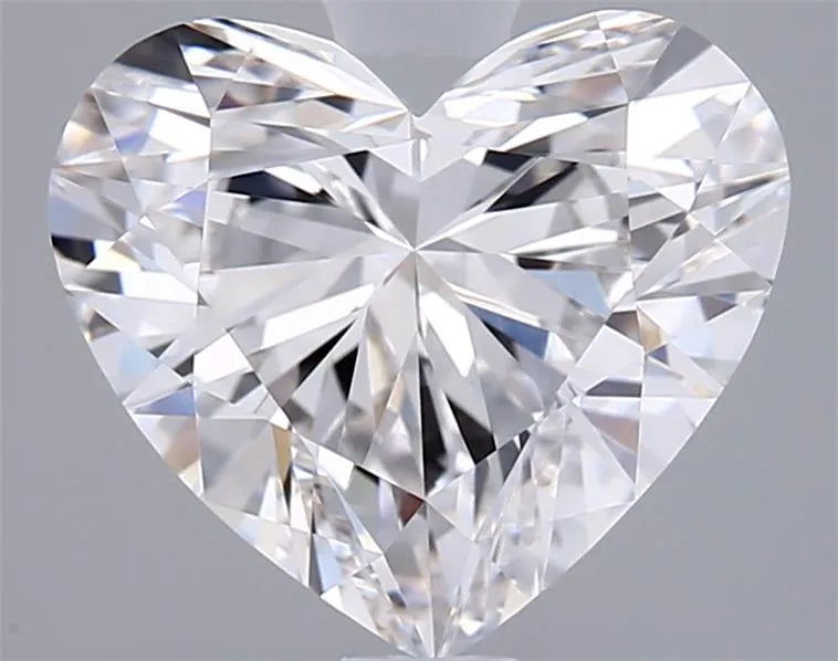 2.04ct Heart Lab Grown Diamond (Colour F, Clarity VVS1, IGI Certified)