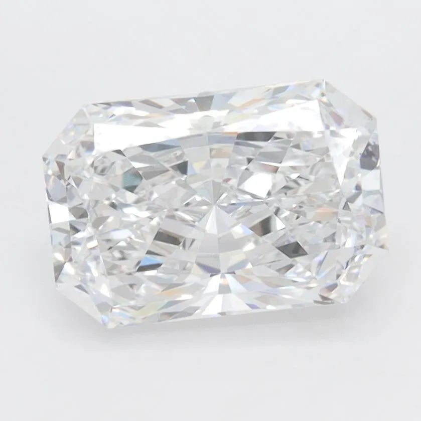 2.04ct Radiant Lab Grown Diamond (Colour D, Clarity VVS1, IGI Certified)