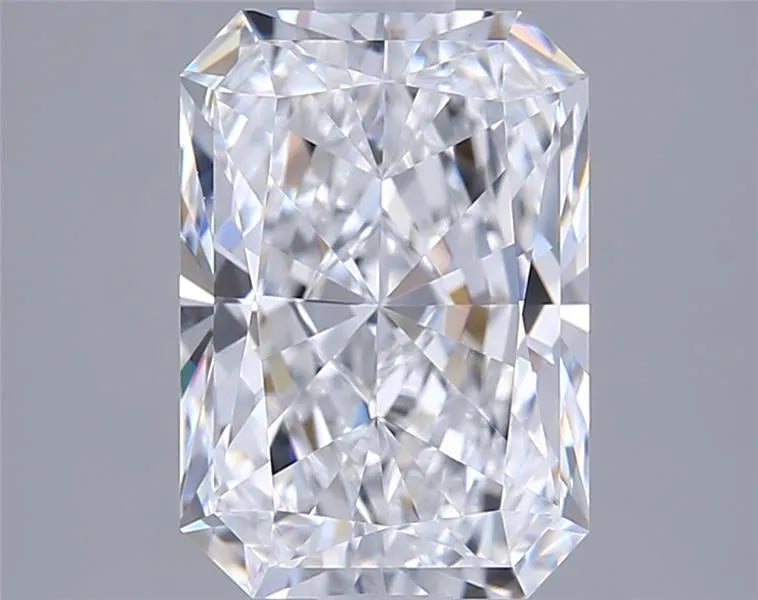 2.04ct Radiant Lab Grown Diamond (Colour D, Clarity VVS2, IGI Certified)