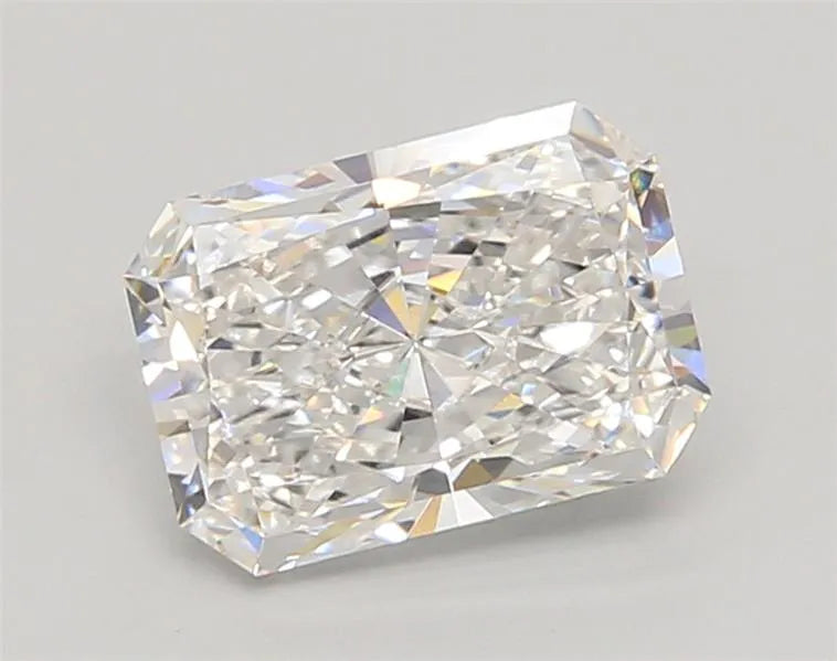 2.04ct Radiant Lab Grown Diamond (Colour E, Clarity VVS1, IGI Certified)