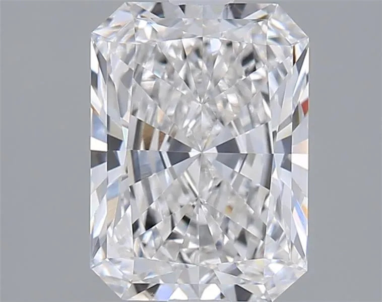 2.04ct Radiant Lab Grown Diamond (Colour F, Clarity VVS1, IGI Certified)