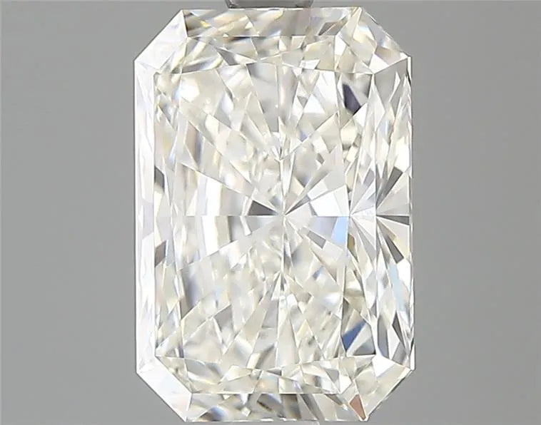 2.04ct Radiant Lab Grown Diamond (Colour G, Clarity VVS2, Cut EX, IGI Certified)