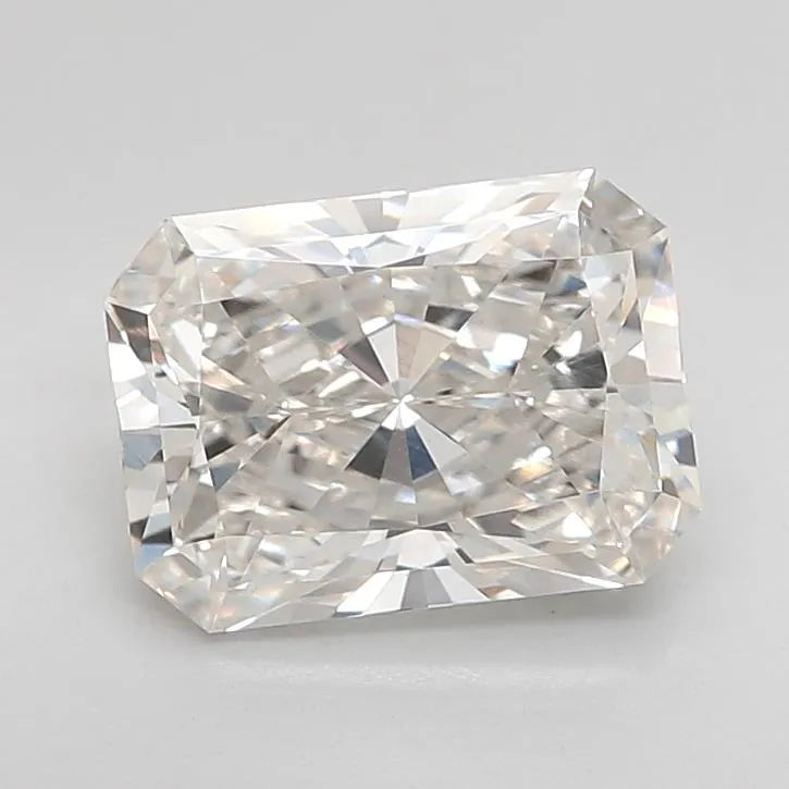 2.04ct Radiant Lab Grown Diamond (Colour G, Clarity VVS2, IGI Certified)