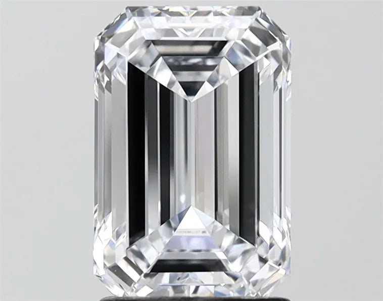 2.05ct Emerald Lab Grown Diamond (Colour E, Clarity VVS1, IGI Certified)