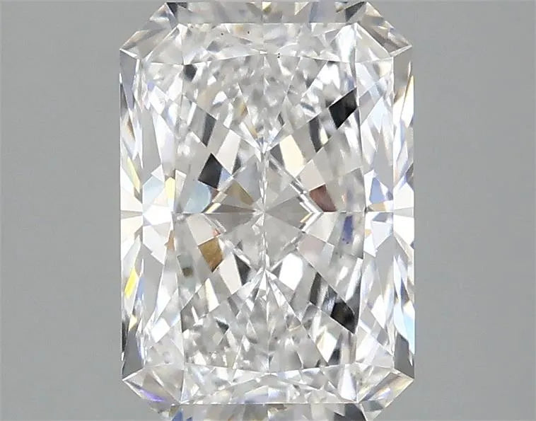 2.05ct Radiant Lab Grown Diamond (Colour E, Clarity VS1, IGI Certified)