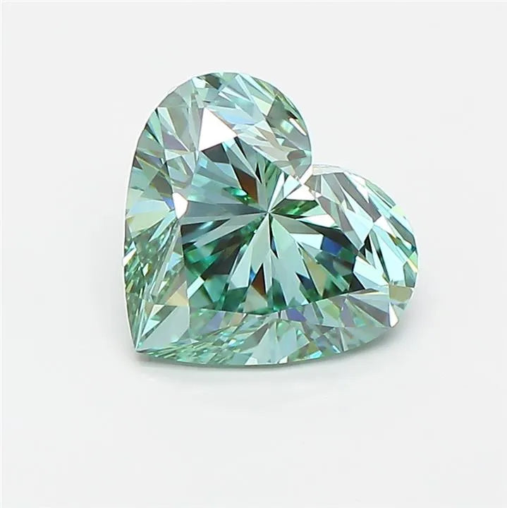 2.06ct Heart Lab Grown Diamond (Colour Fancy Vivid Green, Clarity VVS2, IGI Certified)