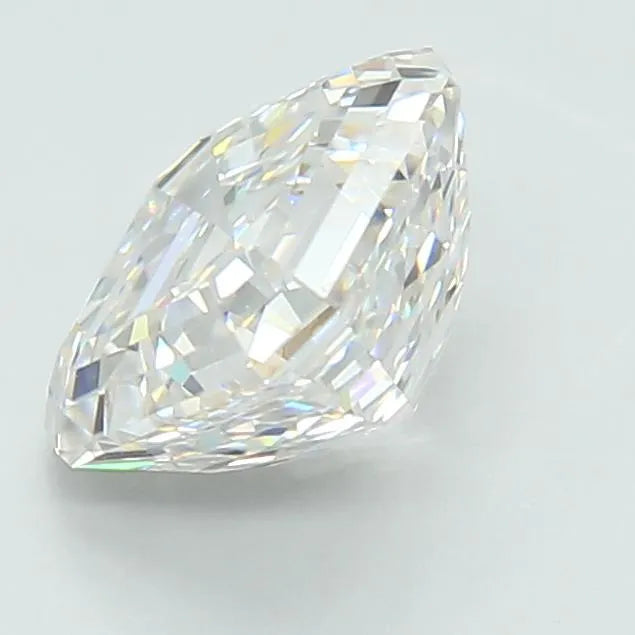 2.06ct Square emerald Lab Grown Diamond (Colour F, Clarity VVS2, IGI Certified)