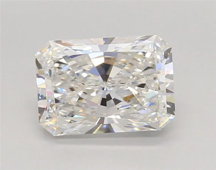 2.07ct Radiant Lab Grown Diamond (Colour F, Clarity VVS2, IGI Certified)
