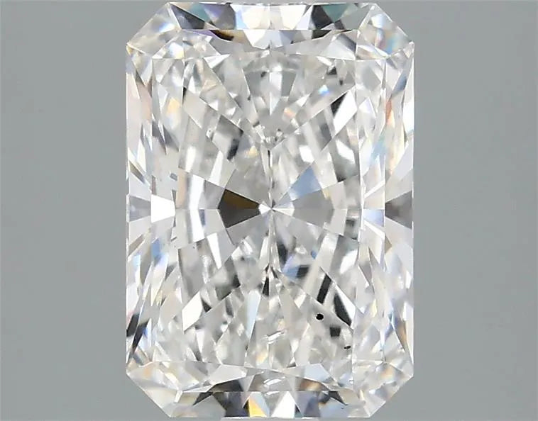 2.08ct Radiant Lab Grown Diamond (Colour E, Clarity SI1, IGI Certified)