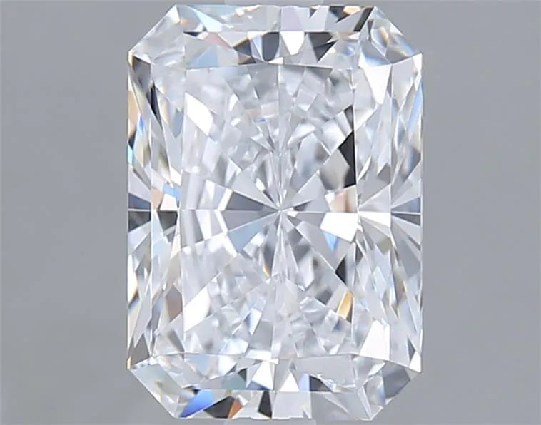 2.08ct Radiant Lab Grown Diamond (Colour E, Clarity VS1, IGI Certified)