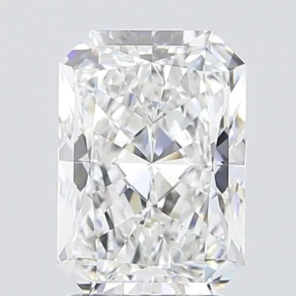 2.08ct Radiant Lab Grown Diamond (Colour E, Clarity VVS1, IGI Certified)