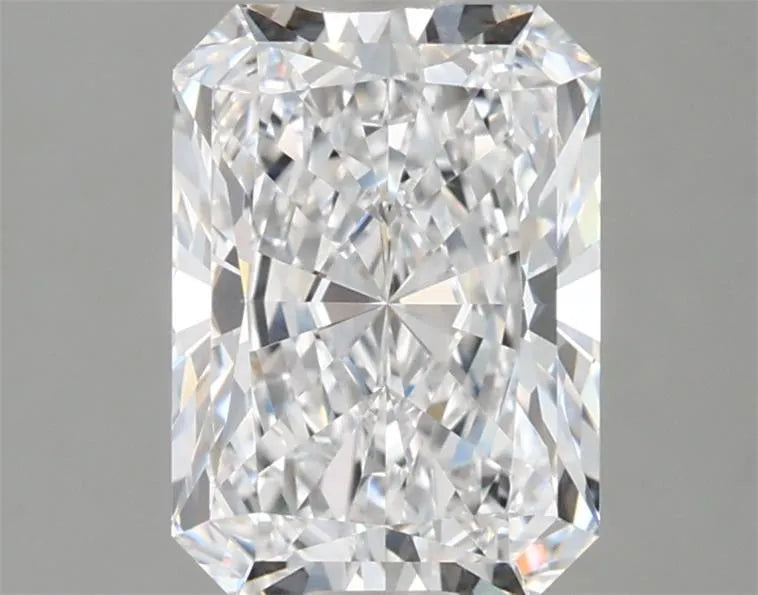 2.08ct Radiant Lab Grown Diamond (Colour F, Clarity IF, IGI Certified)