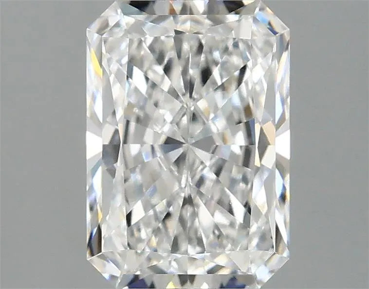 2.09ct Radiant Lab Grown Diamond (Colour E, Clarity VVS2, IGI Certified)