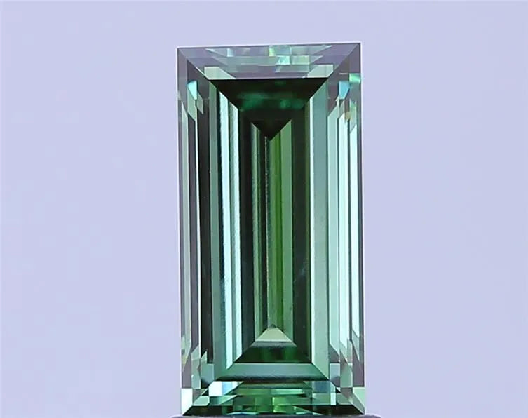 2.10ct Baguette Lab Grown Diamond (Colour Fancy Vivid Green, Clarity VS1, IGI Certified)