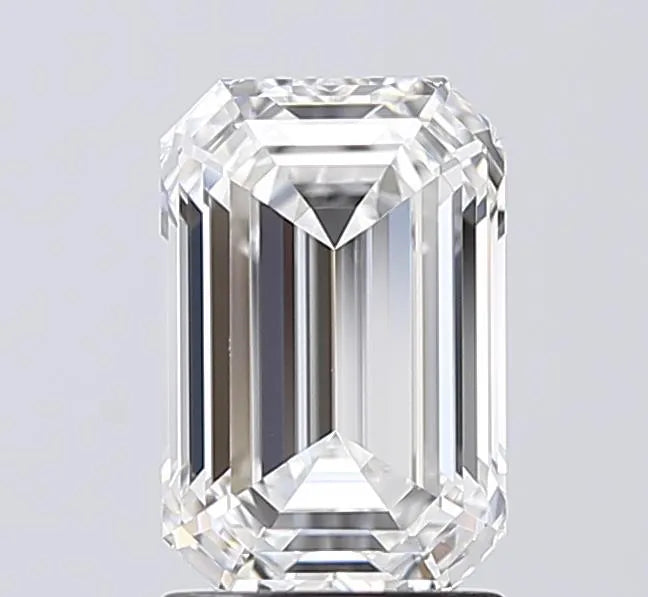 2.10ct Emerald Lab Grown Diamond (Colour E, Clarity VVS1, IGI Certified)