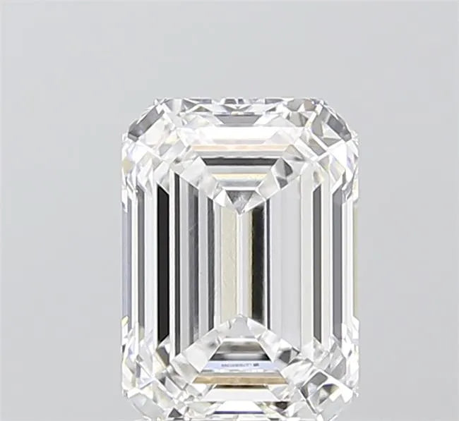 2.10ct Emerald Lab Grown Diamond (Colour E, Clarity VVS2, IGI Certified)