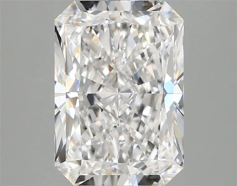 2.10ct Radiant Lab Grown Diamond (Colour D, Clarity VS1, IGI Certified)