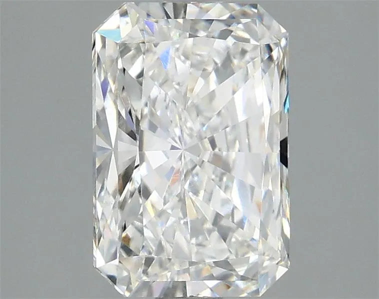 2.10ct Radiant Lab Grown Diamond (Colour E, Clarity VS1, IGI Certified)