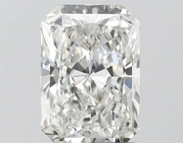 2.10ct Radiant Lab Grown Diamond (Colour F, Clarity VVS2, IGI Certified)