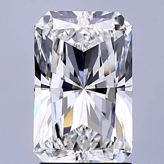 2.12ct Radiant Lab Grown Diamond (Colour E, Clarity VVS1, IGI Certified)