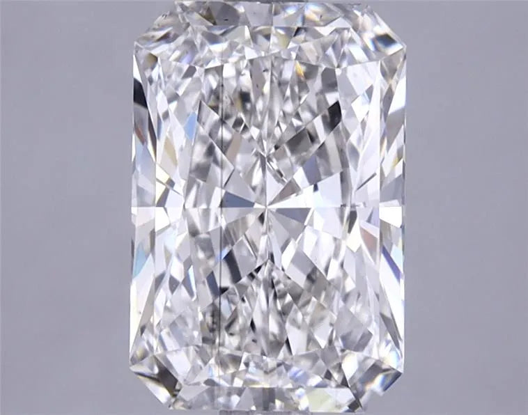 2.13ct Radiant Lab Grown Diamond (Colour F, Clarity SI1, IGI Certified)