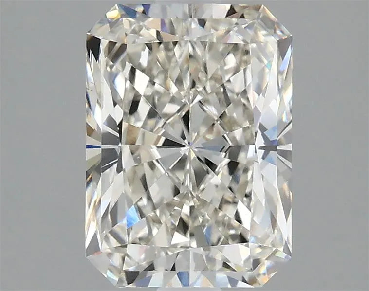 2.13ct Radiant Lab Grown Diamond (Colour H, Clarity VVS2, IGI Certified)