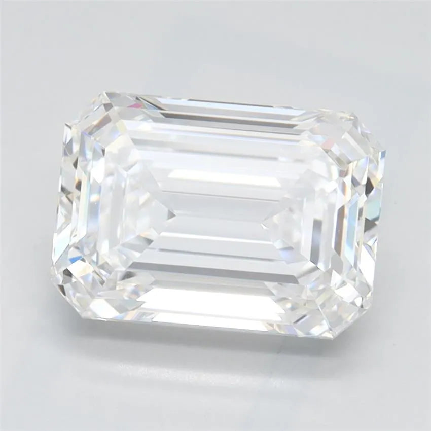 2.14ct Emerald Lab Grown Diamond (Colour D, Clarity IF, IGI Certified)