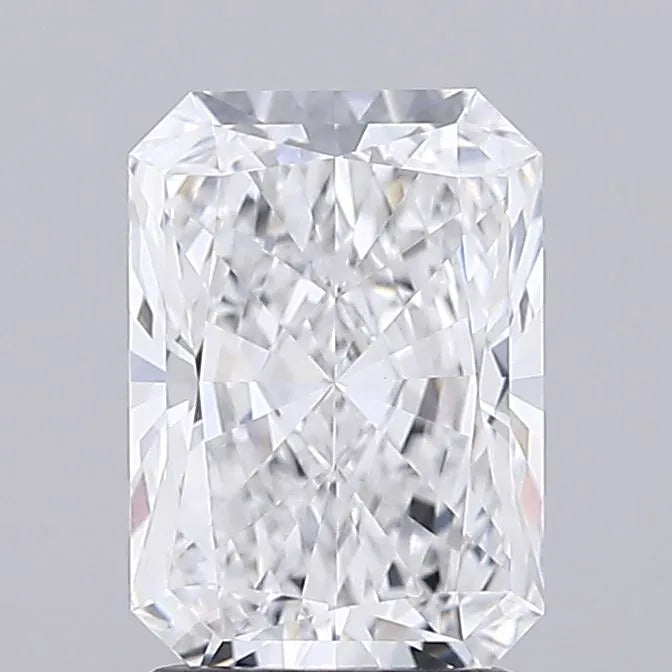 2.14ct Radiant Lab Grown Diamond (Colour D, Clarity VVS2, IGI Certified)