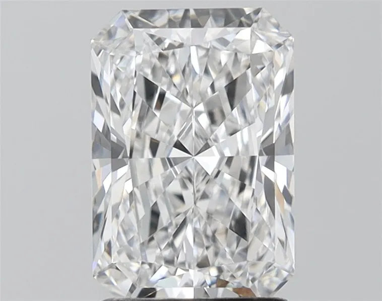 2.14ct Radiant Lab Grown Diamond (Colour D, Clarity VVS2, IGI Certified)