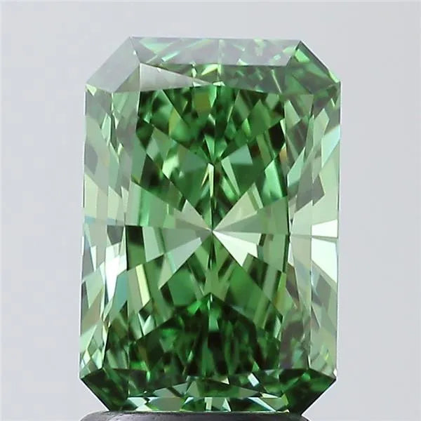 2.15ct Radiant Lab Grown Diamond (Colour Fancy Vivid Green, Clarity VVS2, IGI Certified)