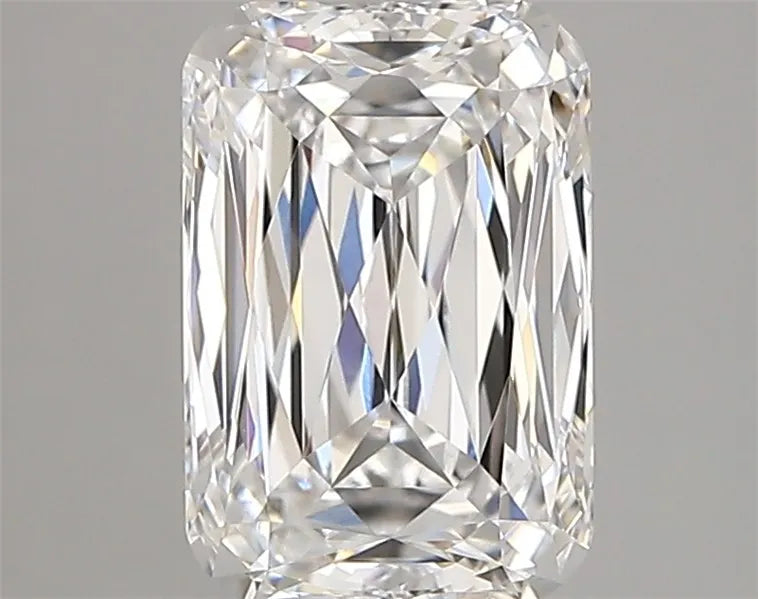 2.20ct Cushion modified Lab Grown Diamond (Colour D, Clarity VVS2, IGI Certified)