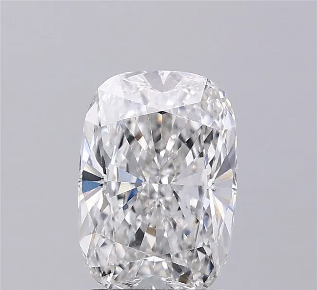 2.20ct Cushion modified Lab Grown Diamond (Colour E, Clarity VVS1, IGI Certified)