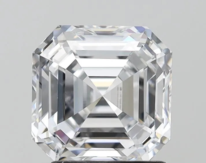 2.20ct Square emerald Lab Grown Diamond (Colour E, Clarity VVS2, IGI Certified)