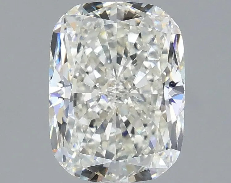 2.21ct Cushion modified Lab Grown Diamond (Colour G, Clarity VS1, IGI Certified)