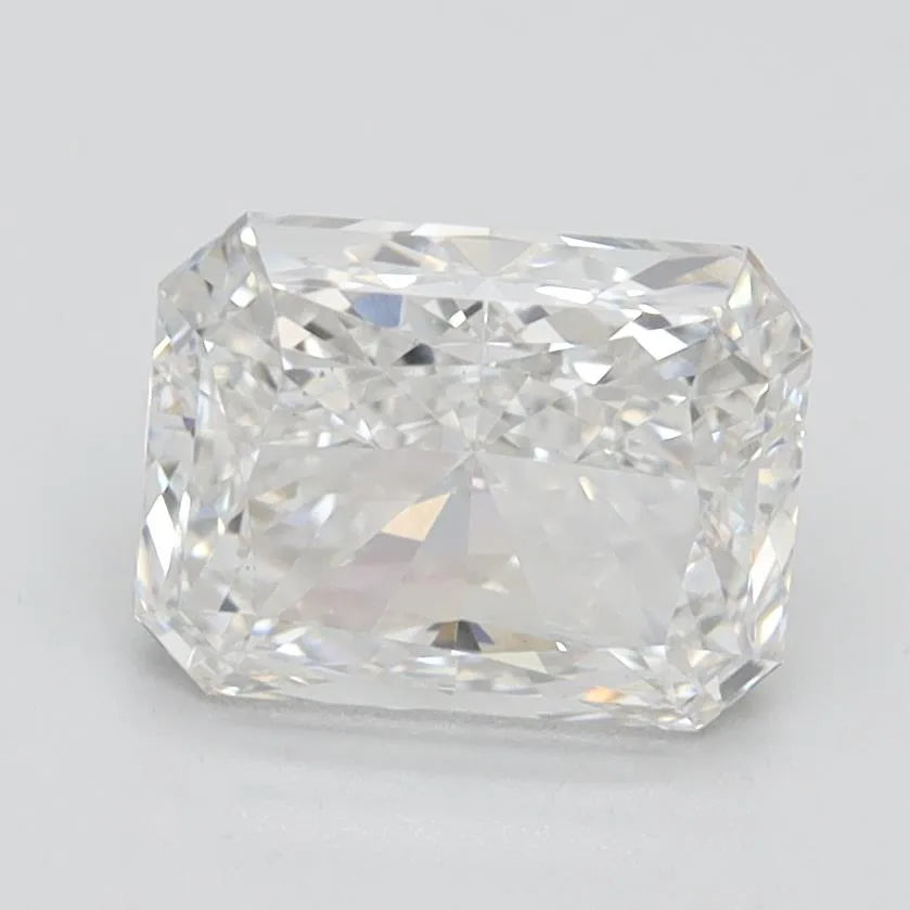 2.22ct Radiant Lab Grown Diamond (Colour F, Clarity VS1, IGI Certified)